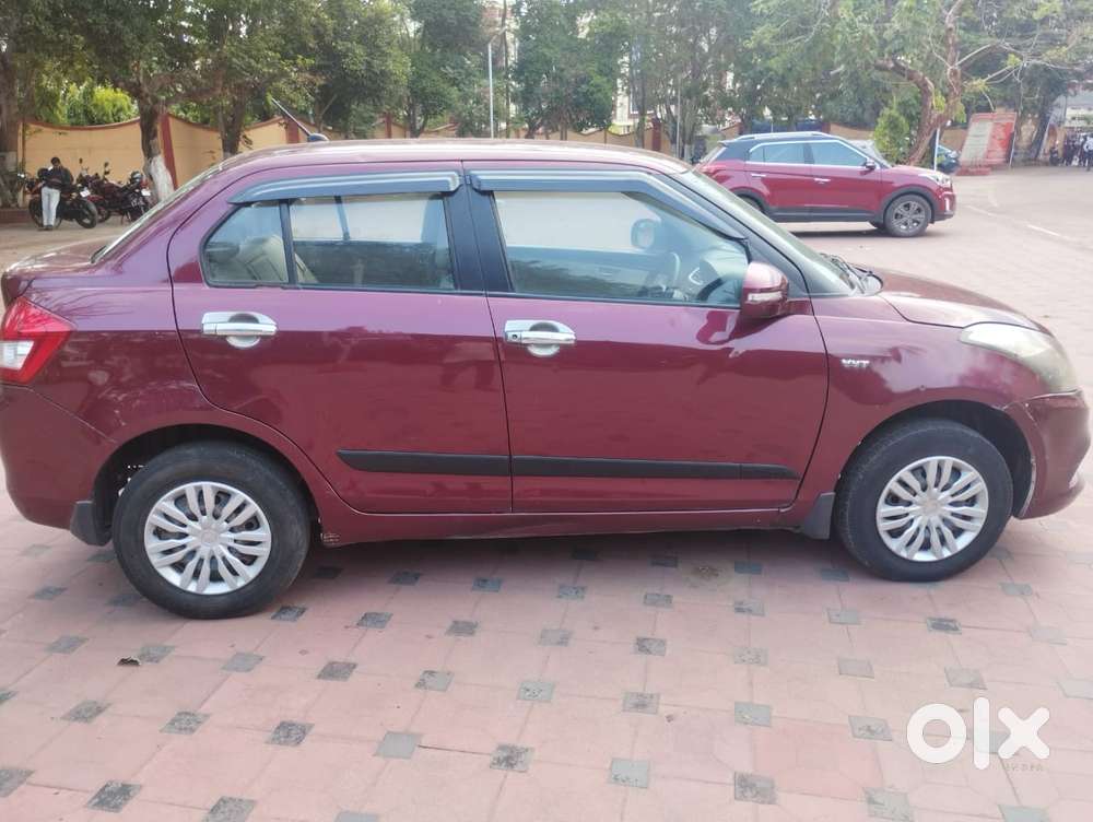 Maruti Suzuki Swift Dzire Vxi Optional, 2016, Petrol