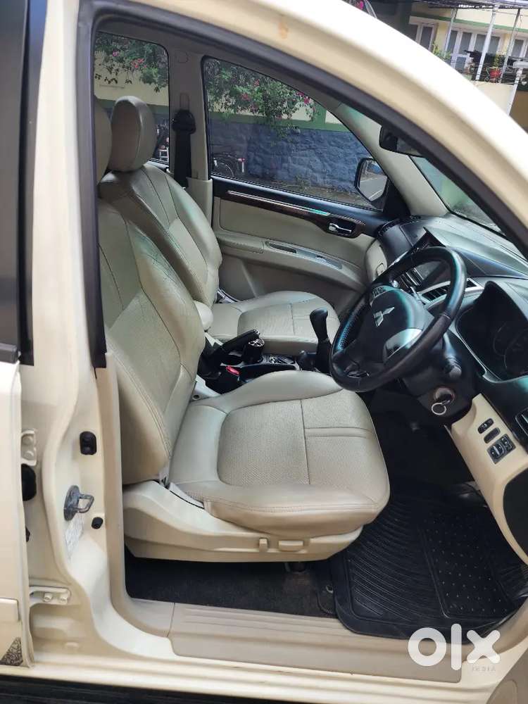 4x4 Mitsubishi Pajero Sport Dec 2014