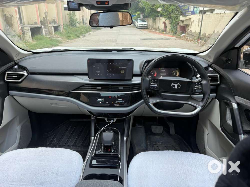 Tata Safari Pure Plus At, 2024, Diesel