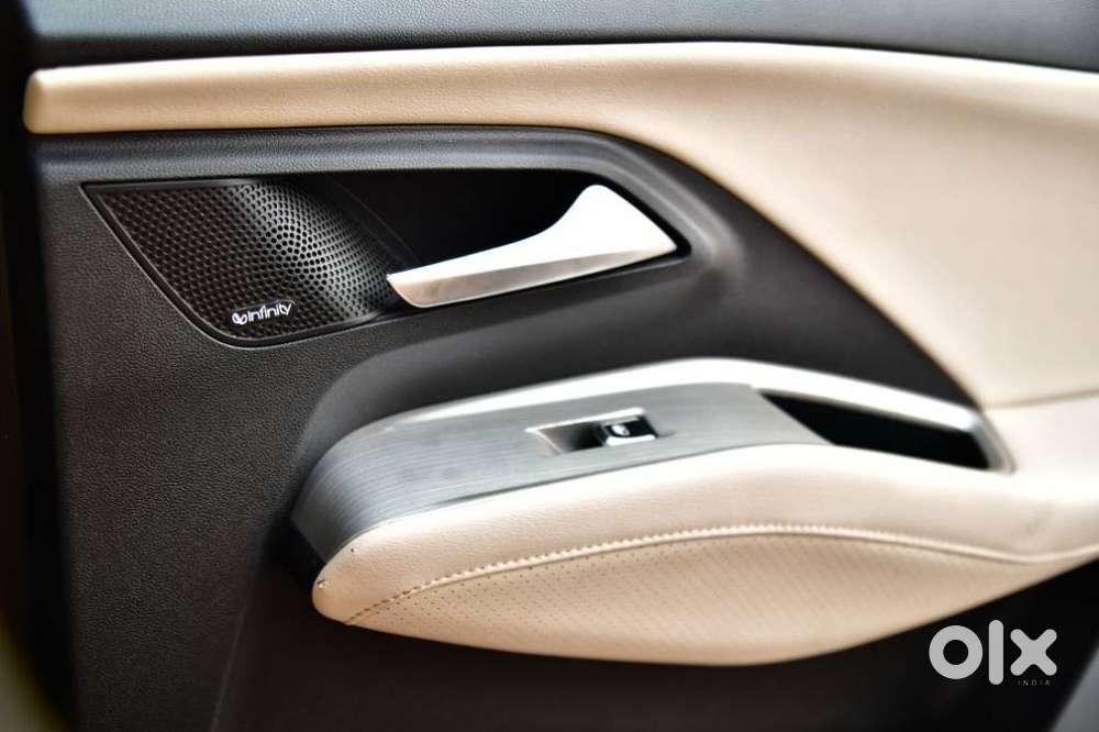 Mg Hector Sharp Pro 1.5 Turbo Cvt, 2023, Petrol