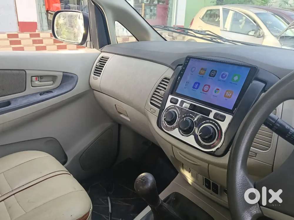 Toyota Innova 2.5 G 2013 Life Time Tax