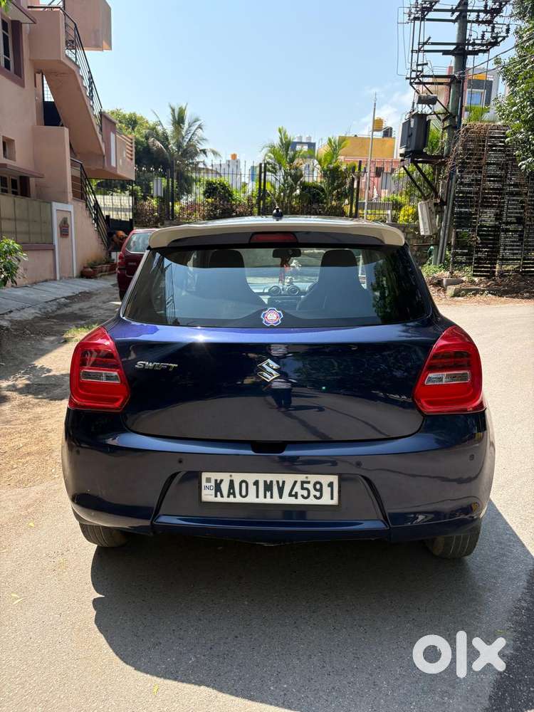 Maruti Suzuki Swift Lxi Option, 2022, Petrol
