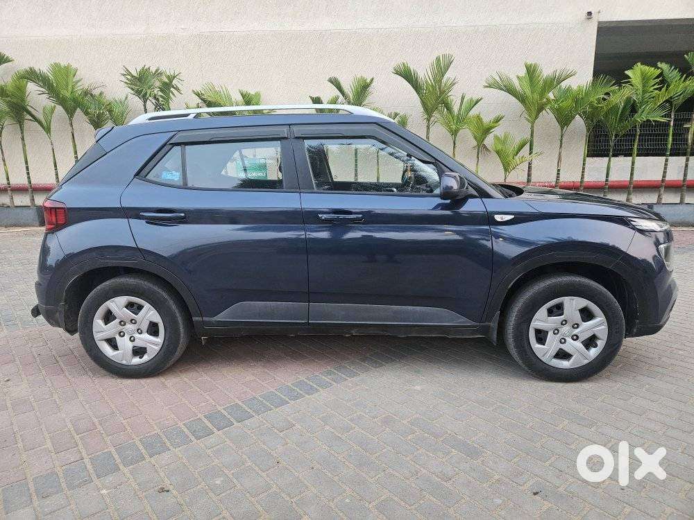 Hyundai Venue S Mt 1.2 Kappa, 2021, Cng & Hybrids