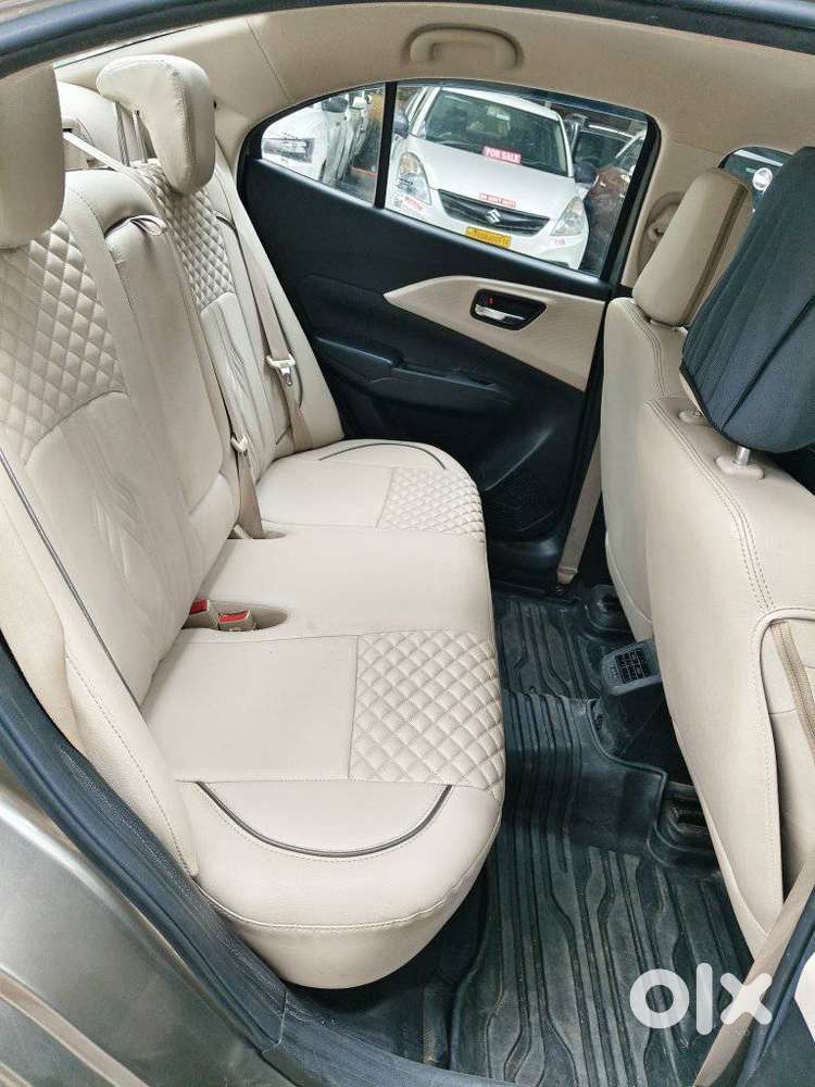 Maruti Suzuki Dzire 1.2 Vxi Cng, 2025, Cng & Hybrids