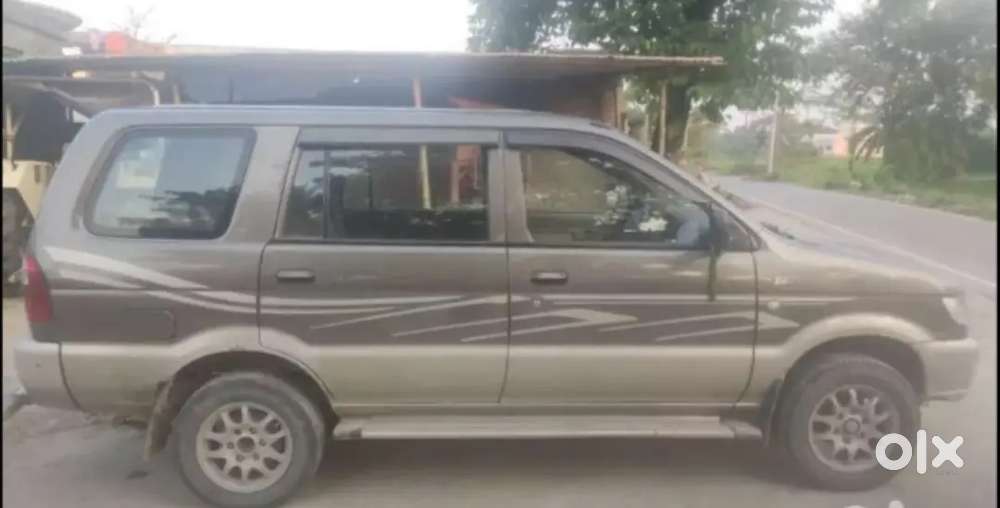 Chevrolet Tavera Ls 2012