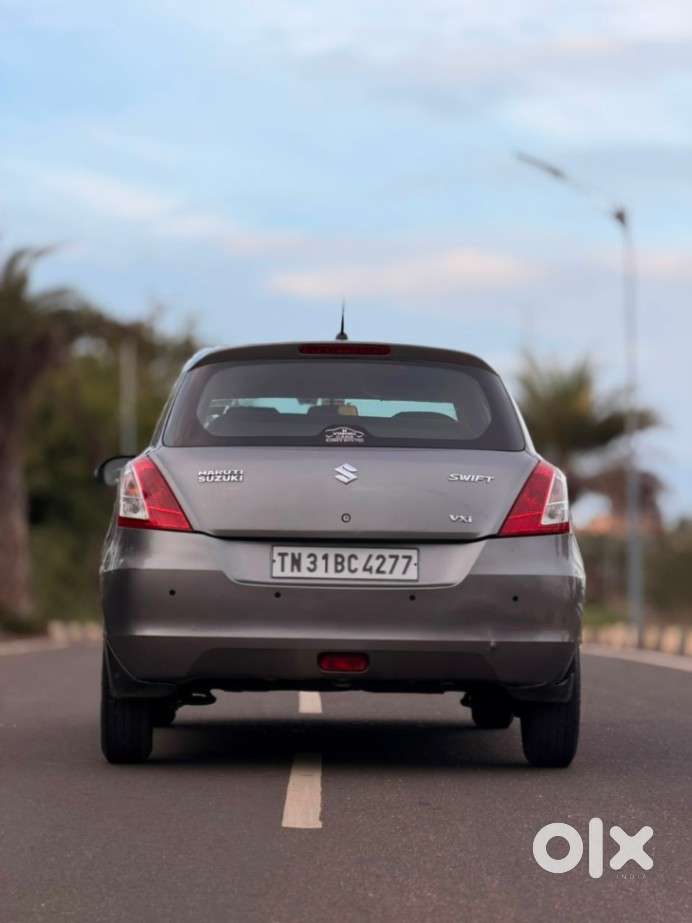 Maruti Suzuki Swift Vxi, 2015, Petrol