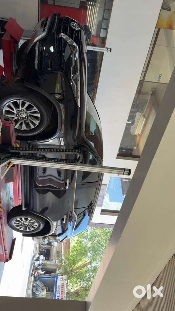 Toyota Fortuner 2025 Diesel Well Maintained