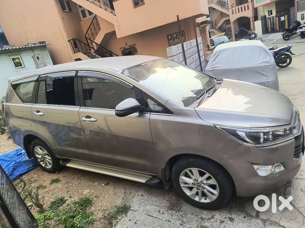Toyota Innova Crysta 2016