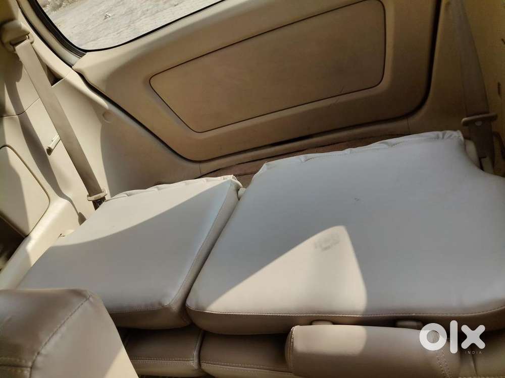 Toyota Innova 2004 Diesel Well Maintained