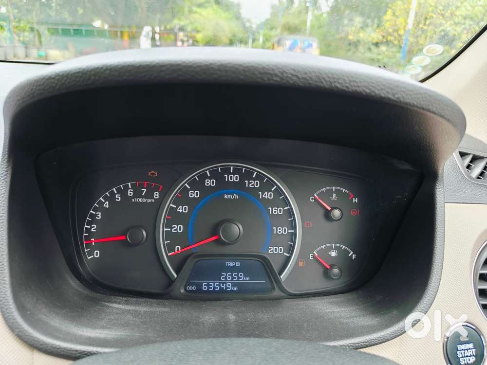 Hyundai Grand I10 2013-2016 Sportz, 2014, Petrol