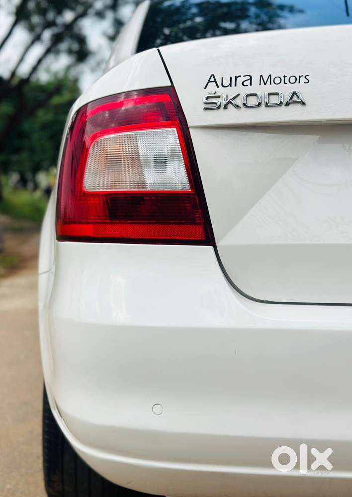Skoda Rapid 1.5 Tdi Style/1.5 At Style, 2016, Diesel