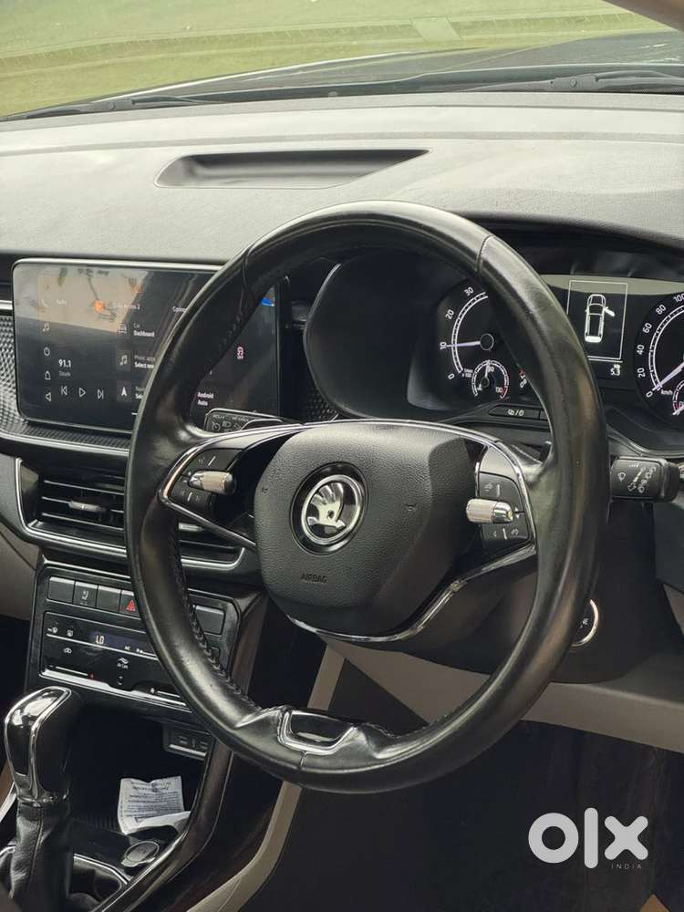 Skoda Kushaq 1.0 Tsi Style At, 2022, Petrol