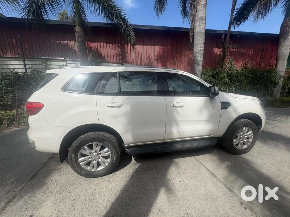 4x4 Ford Endeavour 2016 Diesel 78000 Km Driven