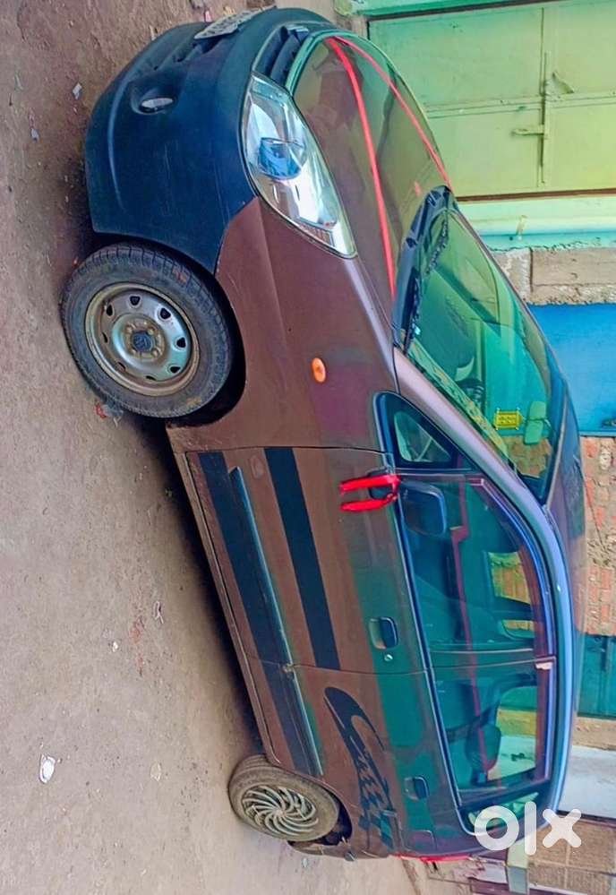 Maruti Suzuki Zen Estilo 2013 Petrol Well Maintained