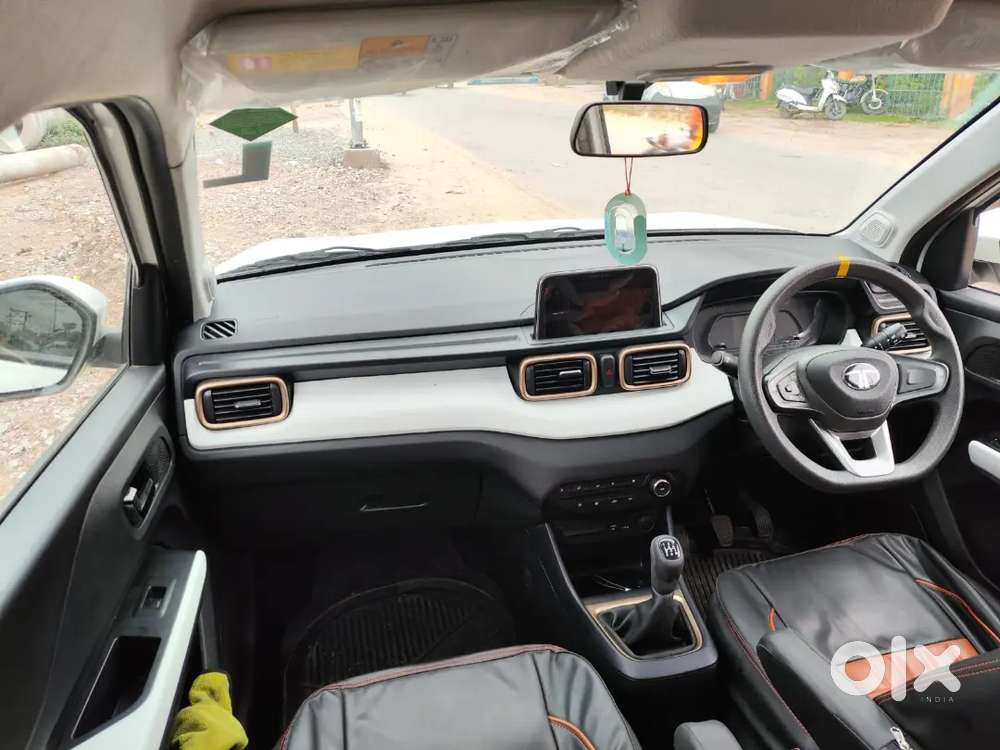 Tata Punch Icng 2024 Manual With Less Driven Km