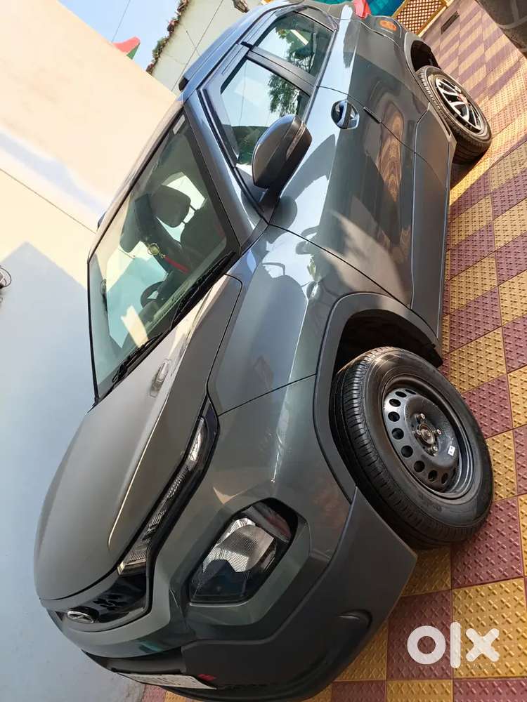 Tata Punch 1.2 Revotron 2025