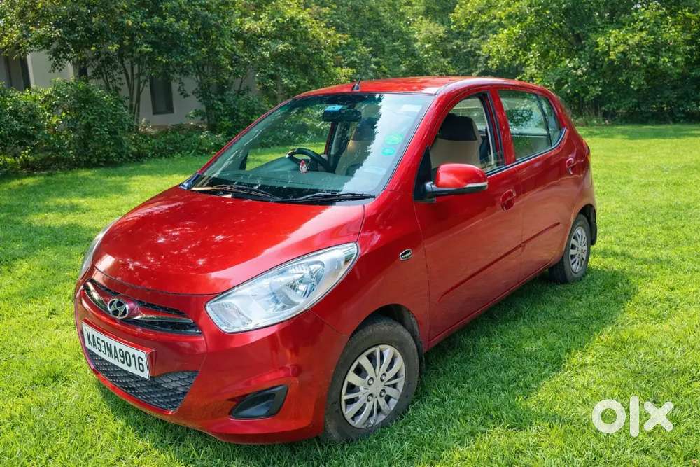 Hyundai I10 Sportz 1.2 At (kappa2) – Automatic Car In Great Condition
