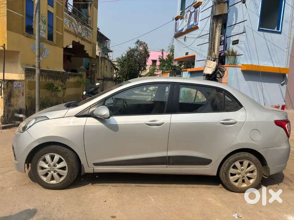 Hyundai Xcent 2015 Diesel Well Maintained