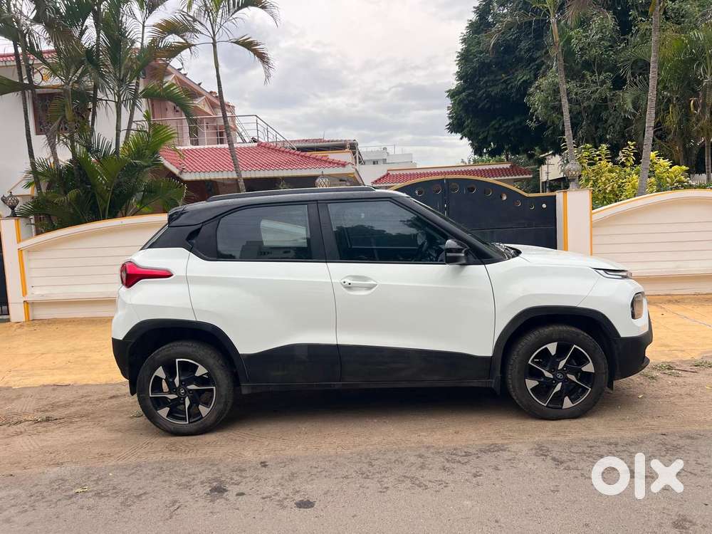 Tata Punch Creative Dual Tone Amt Sunroof, 2022, Petrol
