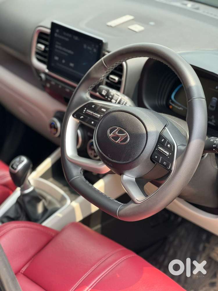 Hyundai Venue Sx Mt, 2023, Diesel