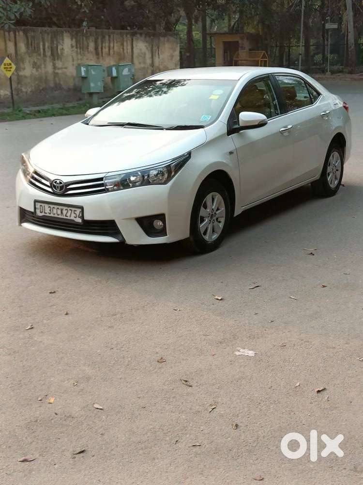 Toyota Corolla Altis G Hv At, 2015, Petrol