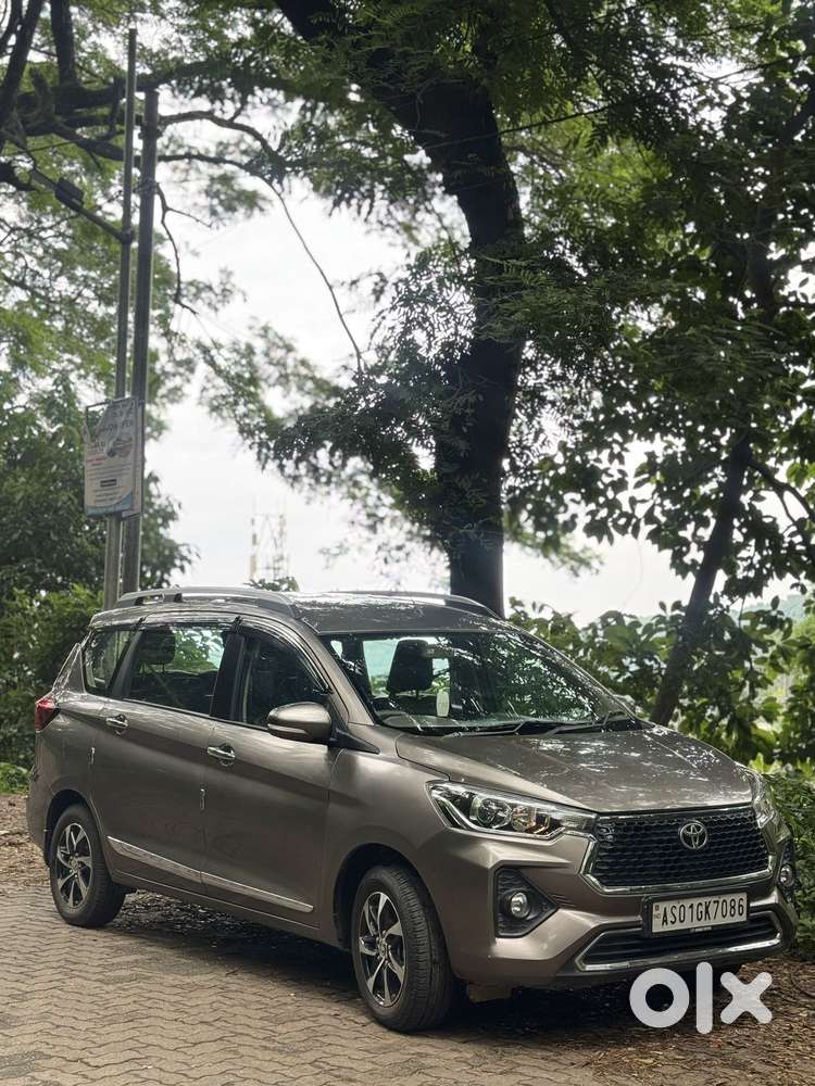 Toyota Rumion V Mt, 2025, Petrol
