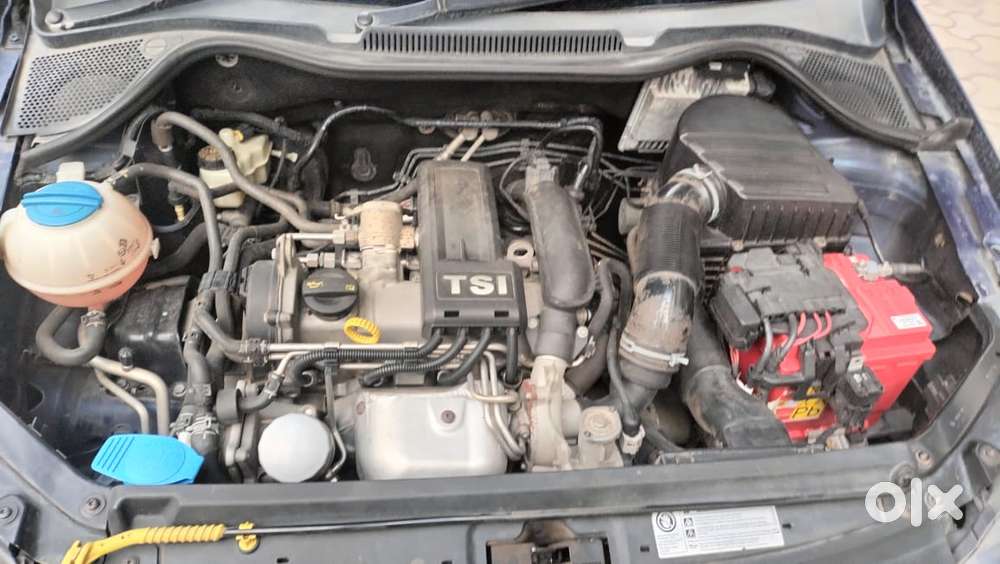 Volkswagen Vento 1.2 Tsi Highline Plus At, 2014, Petrol