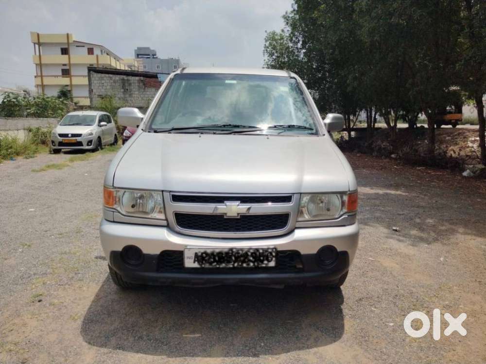 Chevrolet Tavera 2012-2017 Neo 3 Ls 7 Seats Bsiv, 2016, Diesel