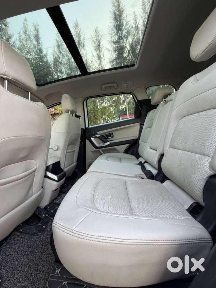 Tata Safari, 2022, Diesel