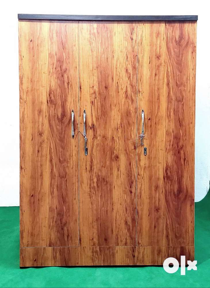 Olx on sale almirah wooden