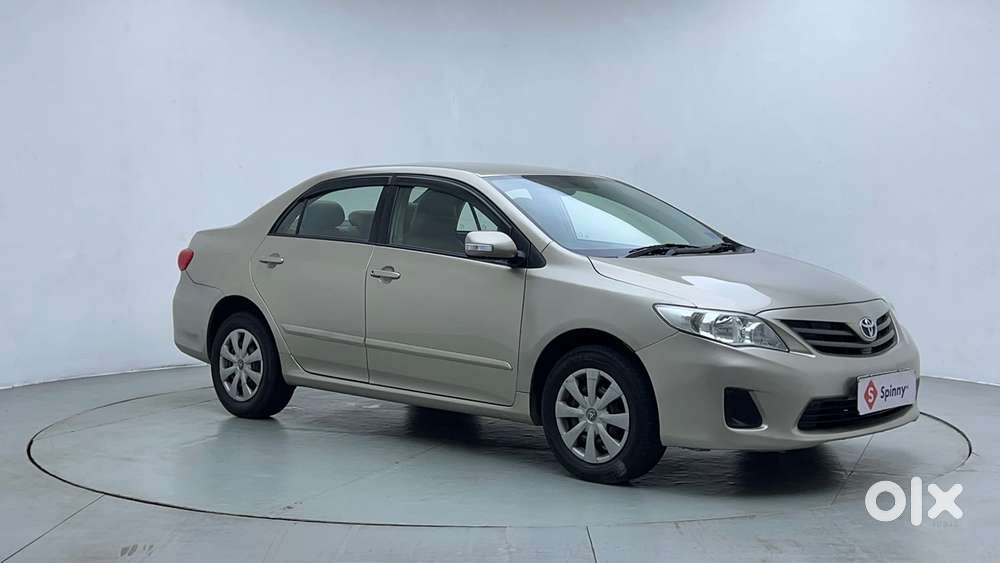 Toyota Corolla Altis 1.8 J, 2013, Petrol