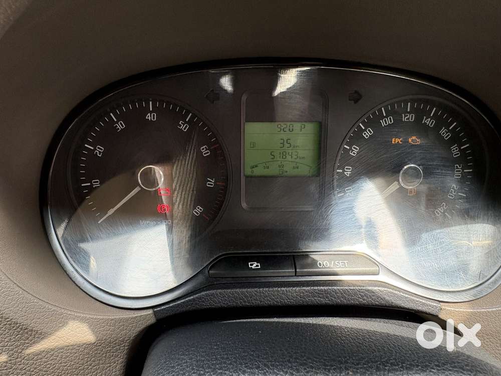 Skoda Rapid 1.6 Mpi At Elegance, 2012, Petrol