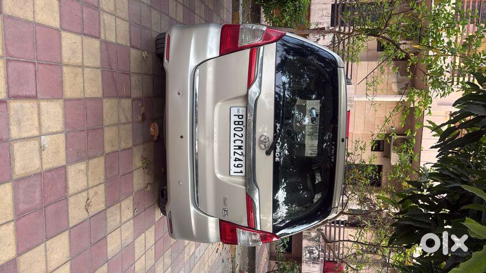 Toyota Innova 2014 Diesel Well Maintained