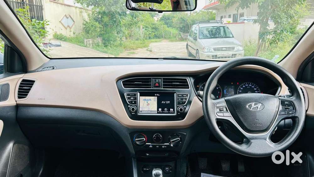 Hyundai Elite I20 Sportz (o) 1.2, 2019, Petrol