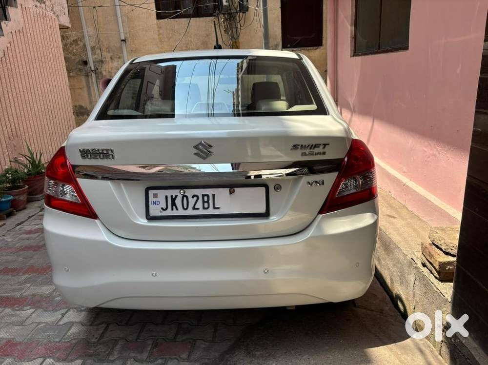 Maruti Suzuki Swift Dzire 2015 Petrol 57000 Km Driven