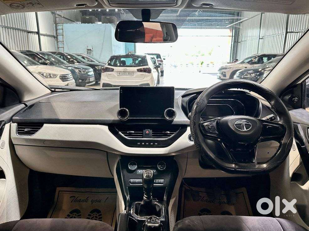 Tata Nexon 1.2 Revotron Xz Plus, 2023, Petrol