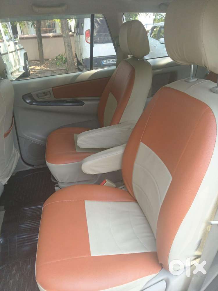 Toyota Innova [2013-2016] 2.5 G4 7 Str, 2014, Diesel