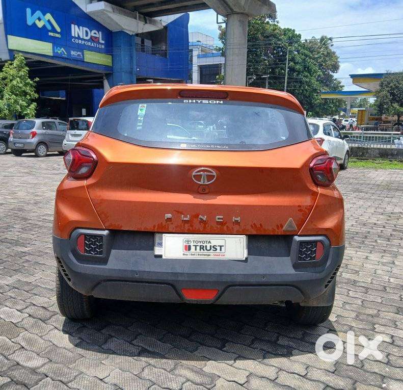 Tata Punch Accomplished, 2022, Petrol