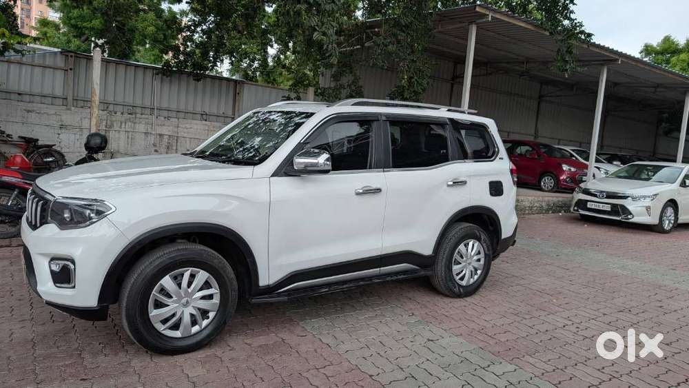 Mahindra Scorpio-n 2.2 Z6 Diesel At 7 Str, 2023, Diesel