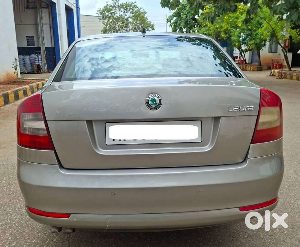 Skoda Laura 2.0 Diesel Manual