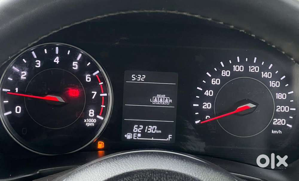 Maruti Suzuki Swift Vxi + Manual, 2024, Petrol