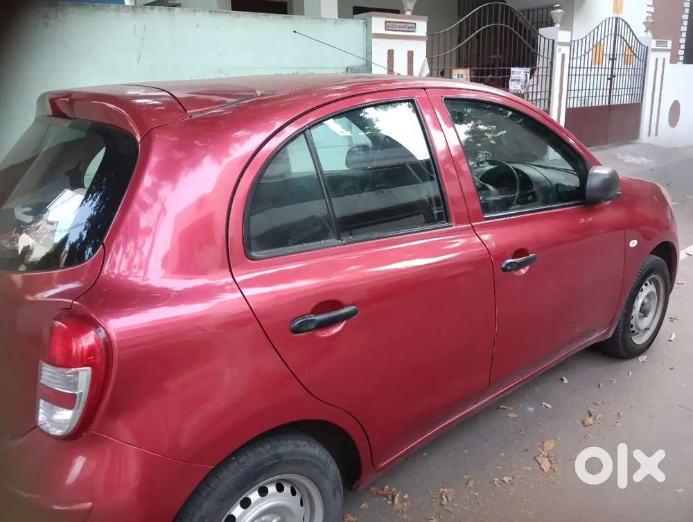 Nissan Micra Xe Petrol 2011