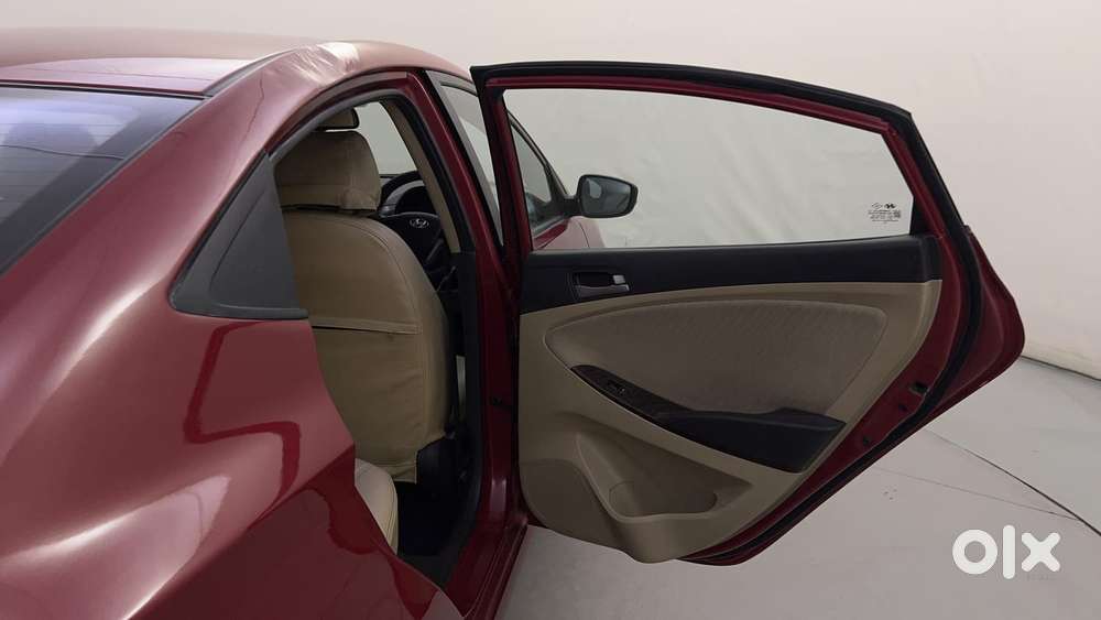 Hyundai Verna Fluidic 1.6 Vtvt Sx, 2016, Petrol