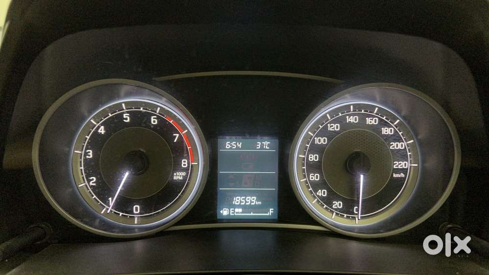 Maruti Suzuki Dzire 1.2 Zxi, 2022, Petrol
