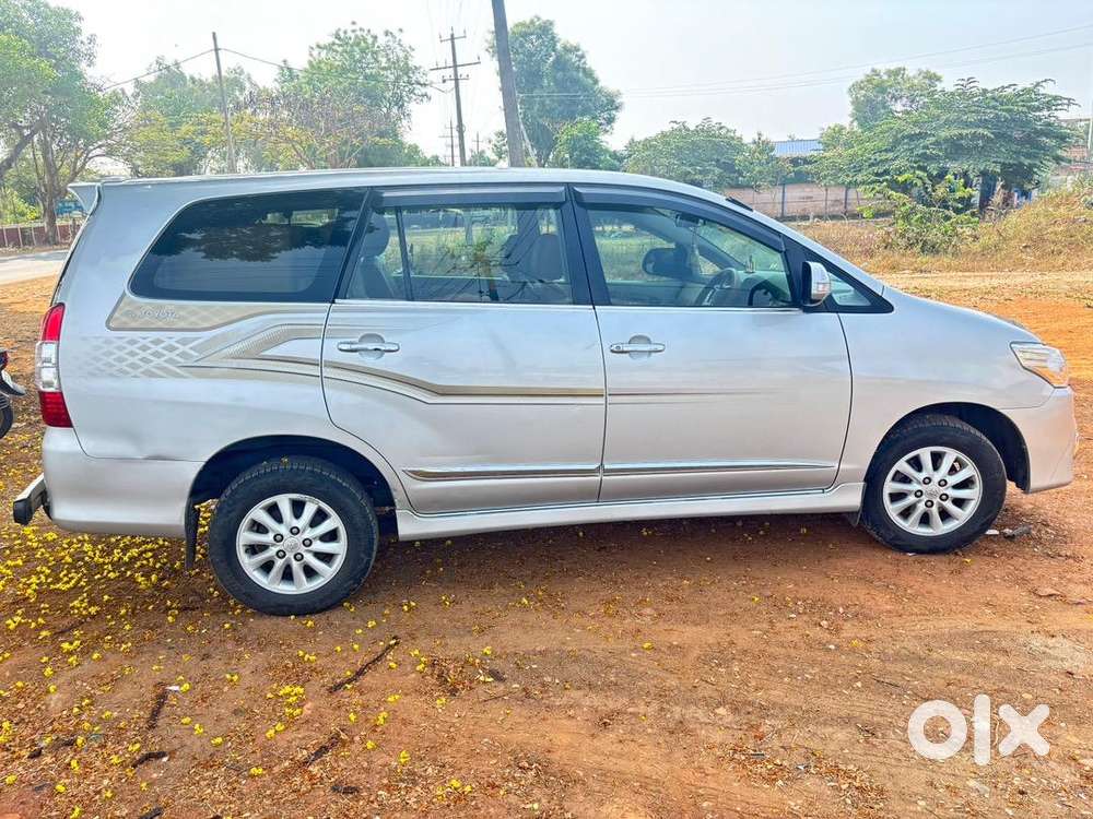 Toyota Innova 2013 Diesel Well Maintained