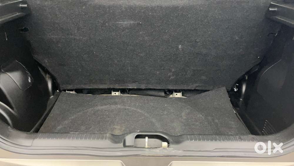 Maruti Suzuki Swift Vvt Lxi, 2023, Petrol