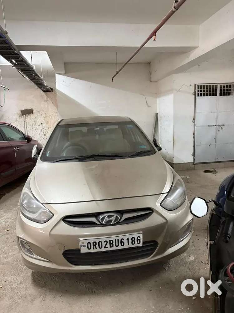 Hyundai Verna 1.6 S 2012