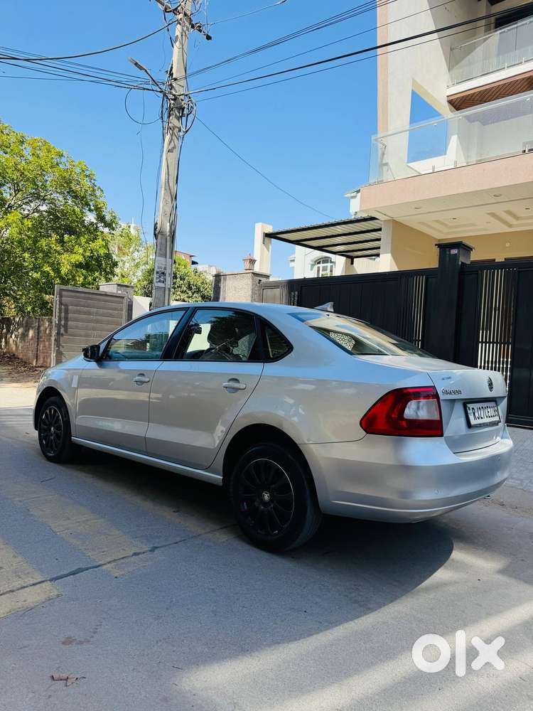Skoda Rapid 1.6 Ambition Plus Tdi At, 2016, Petrol