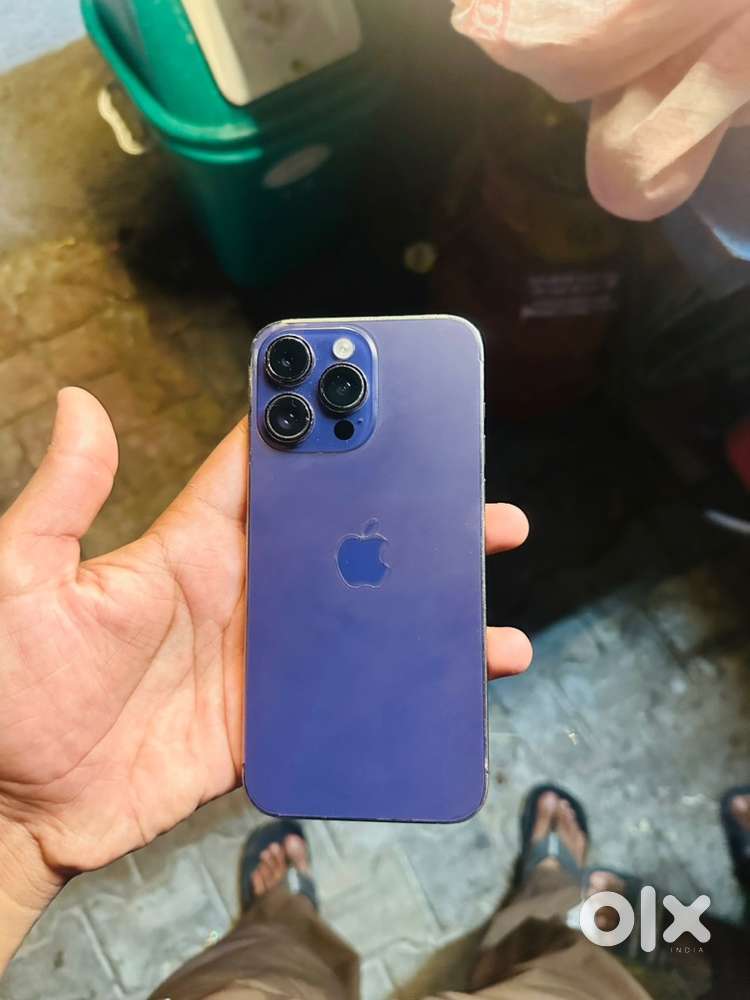 I phoe 14 pro max 35000