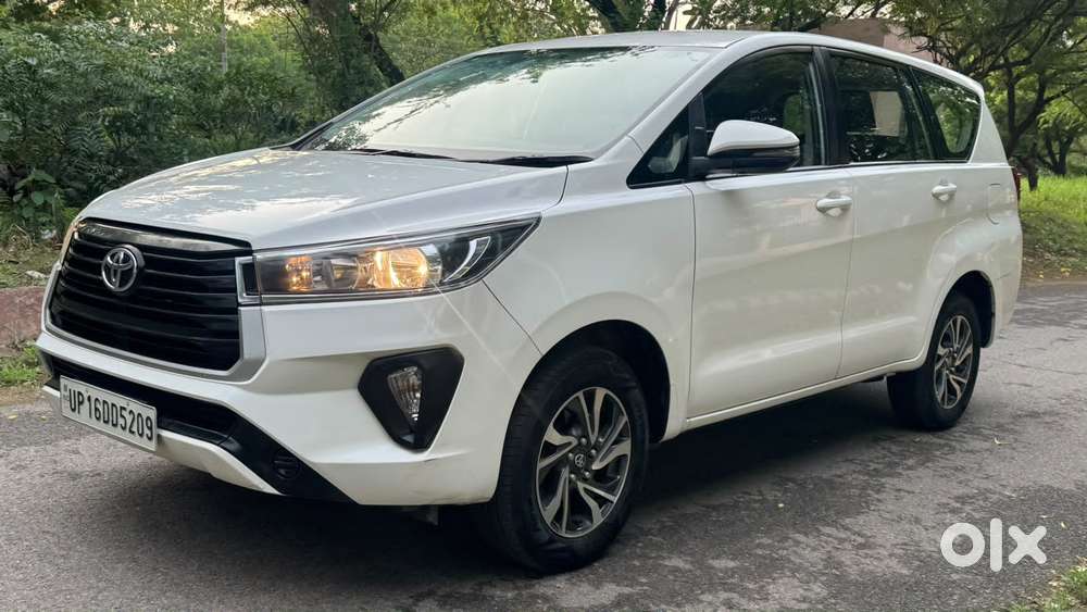 Toyota Innova Crysta [2020-ongoing] 2.7 Gx Mt 7 Str, 2022, Diesel